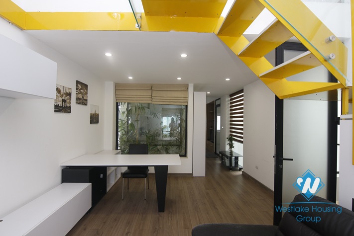 A calm and luxury villa for rent in Vinhome Riverside Long Bien, Hanoi